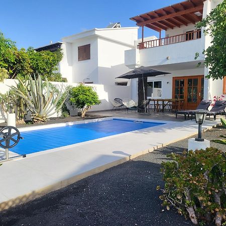 Villa Anna With Heated Pool Пуэрто дель Кармен Экстерьер фото
